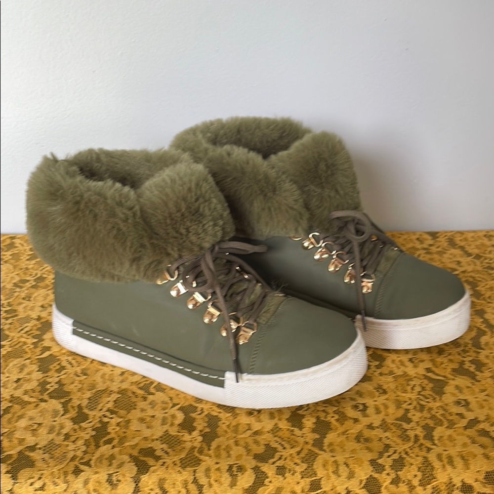 Women's Olive Green Fur-Lined Ankle Boots, Size 42 EU